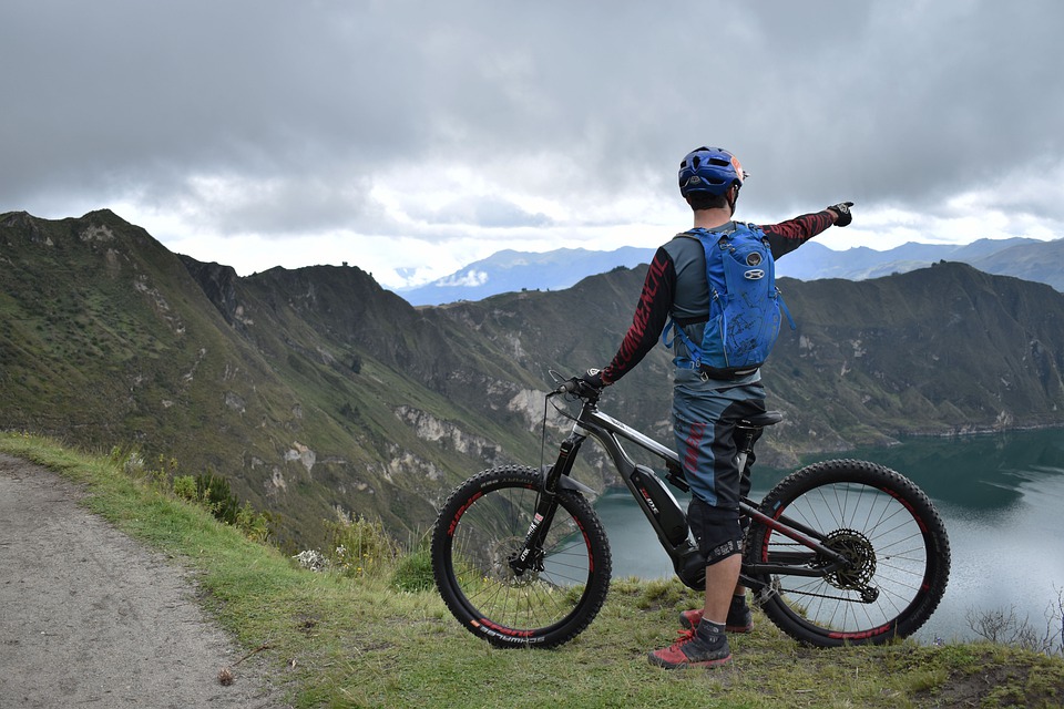 VTT électrique en montagne