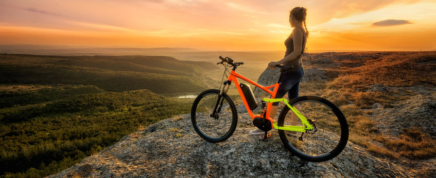 VTT électrique femme