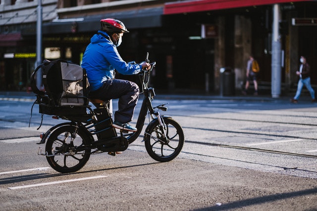 Casque vélo électrique